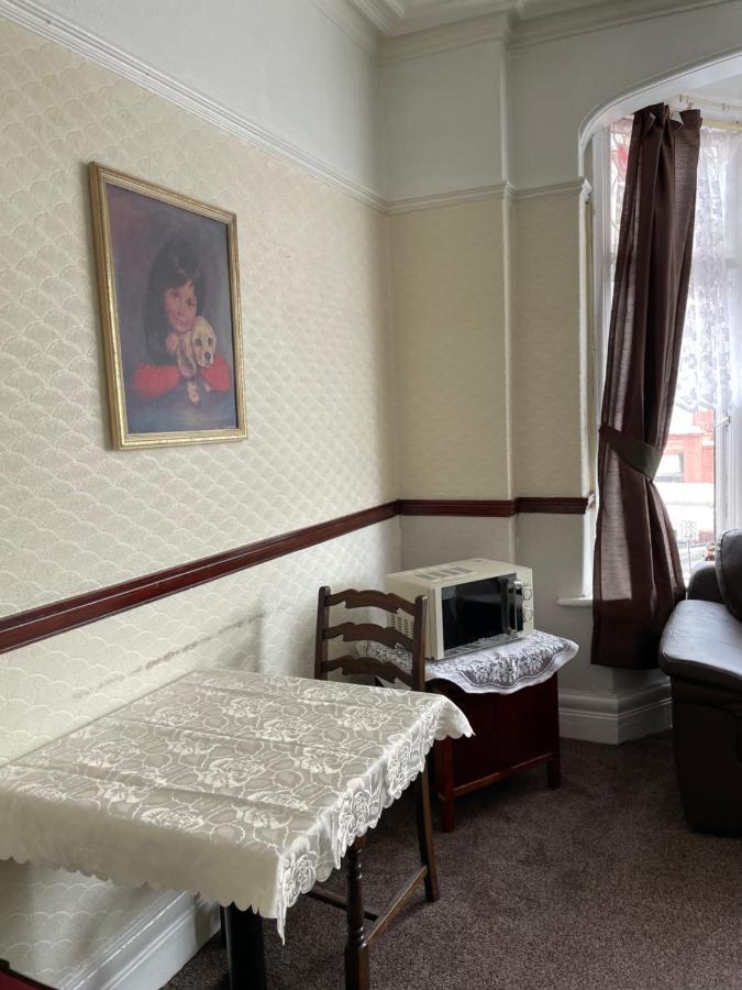 The Jewel Of The Sea Bed & Breakfast Blackpool Eksteriør bilde